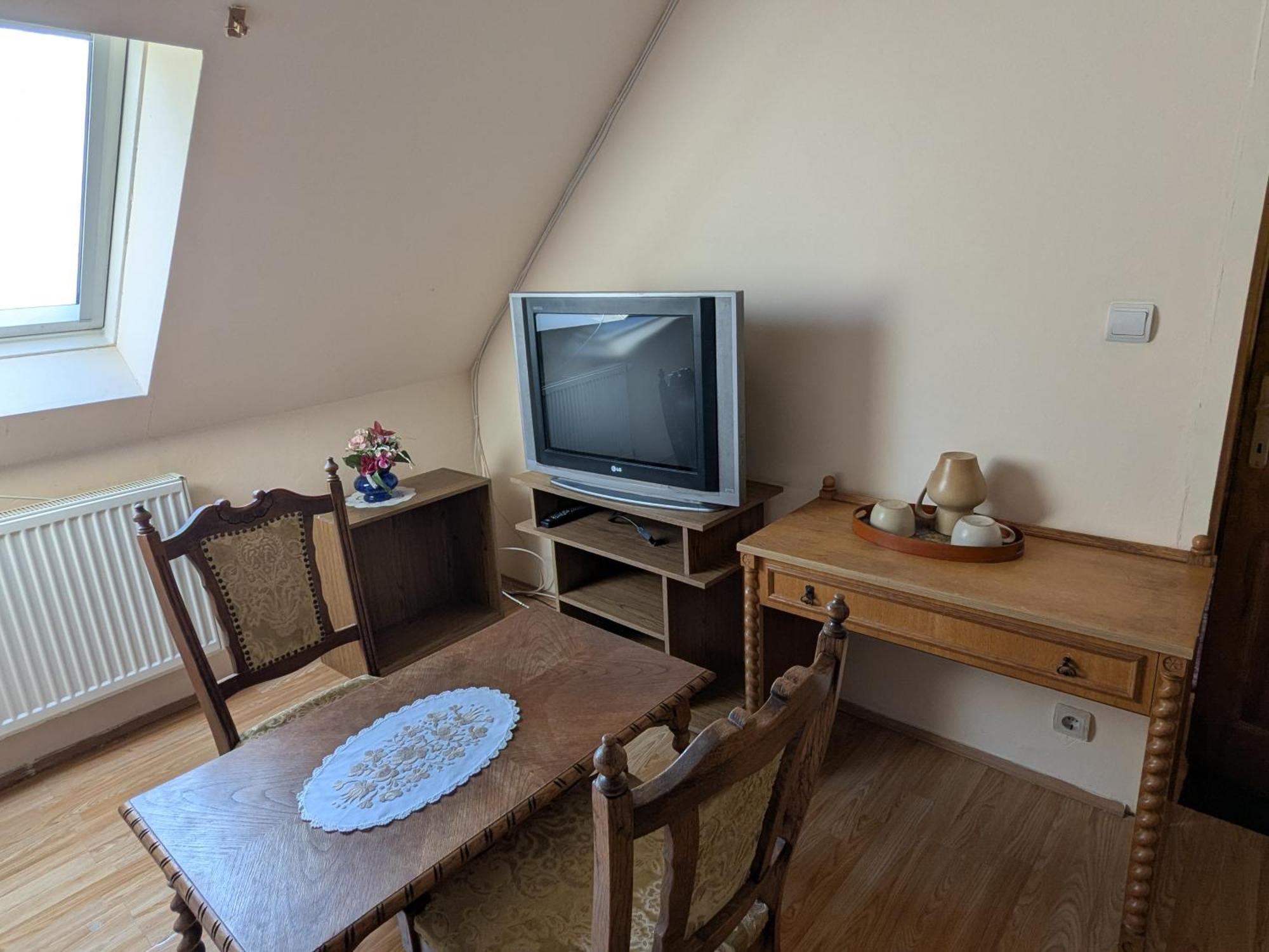 Valeria Vendeghaz Apartment Budakalasz Room photo